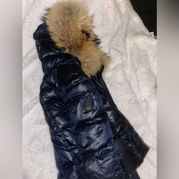 Sams Coat Size SMALL 🫶🏽 WORN TWICE - Picture 4 of 6